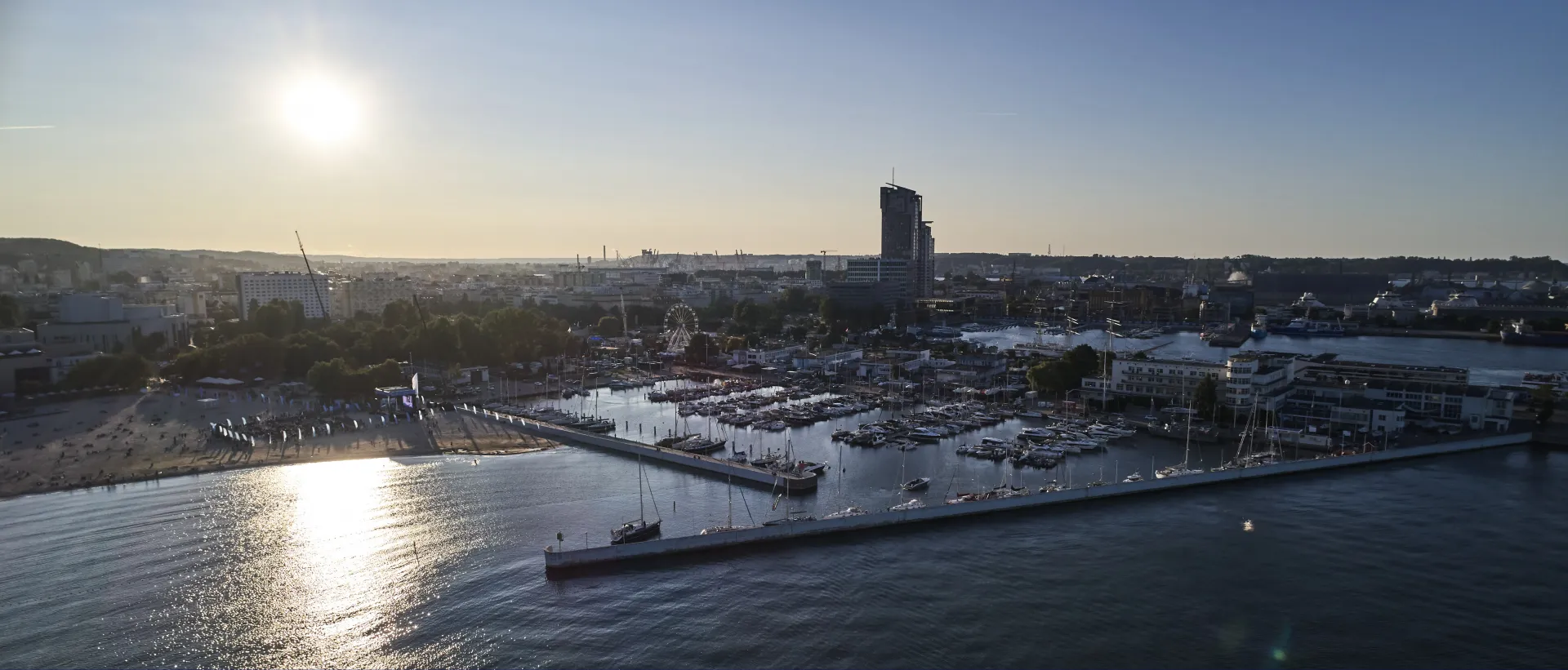 Żeglarska stolica Polski znów rozwija żagle. Nowa Marina w Gdyni z nowym impetem