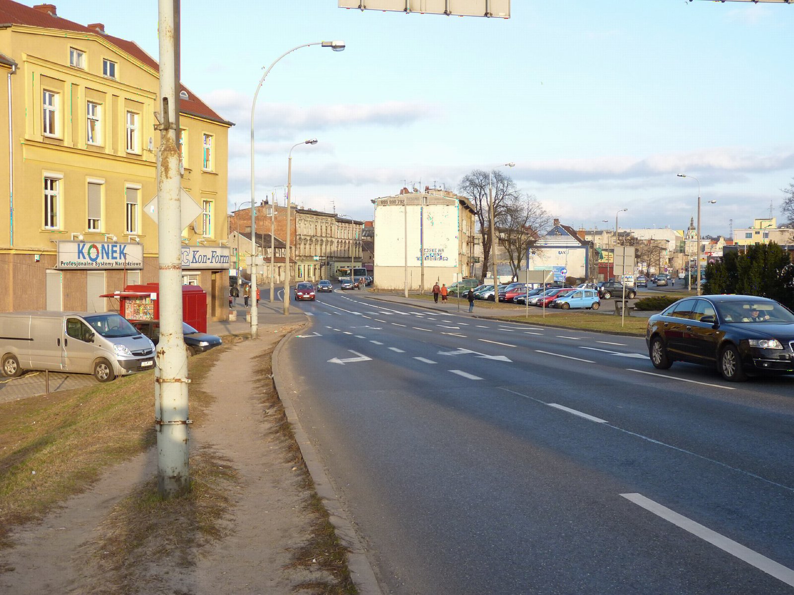 Widok z Placu Poznańskiego na ul. Poznańską w Bydgoszczy