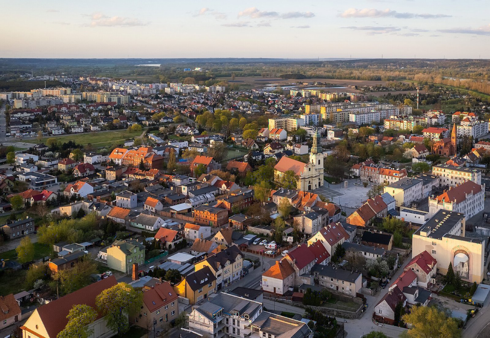 Rowerem z Fordonu do Osielska i Dobrcza. Na ul. Wyzwolenia trwa budowa drogi dla rowerów za 5,8 mln zł