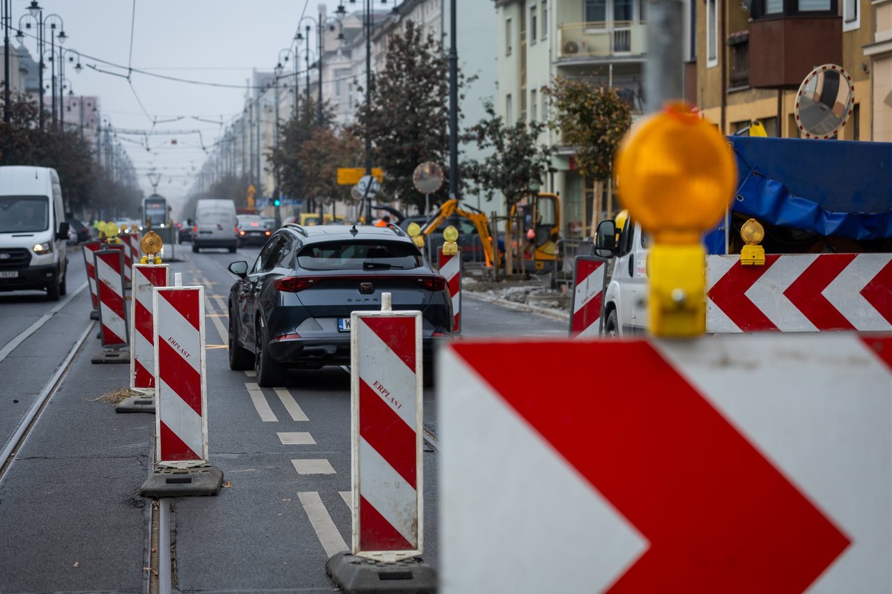 Harmonia stali, asfaltu i muzyki. Jak nowe przystanki wiedeńskie na ul. Gdańskiej zmieniają oblicze Bydgoszczy