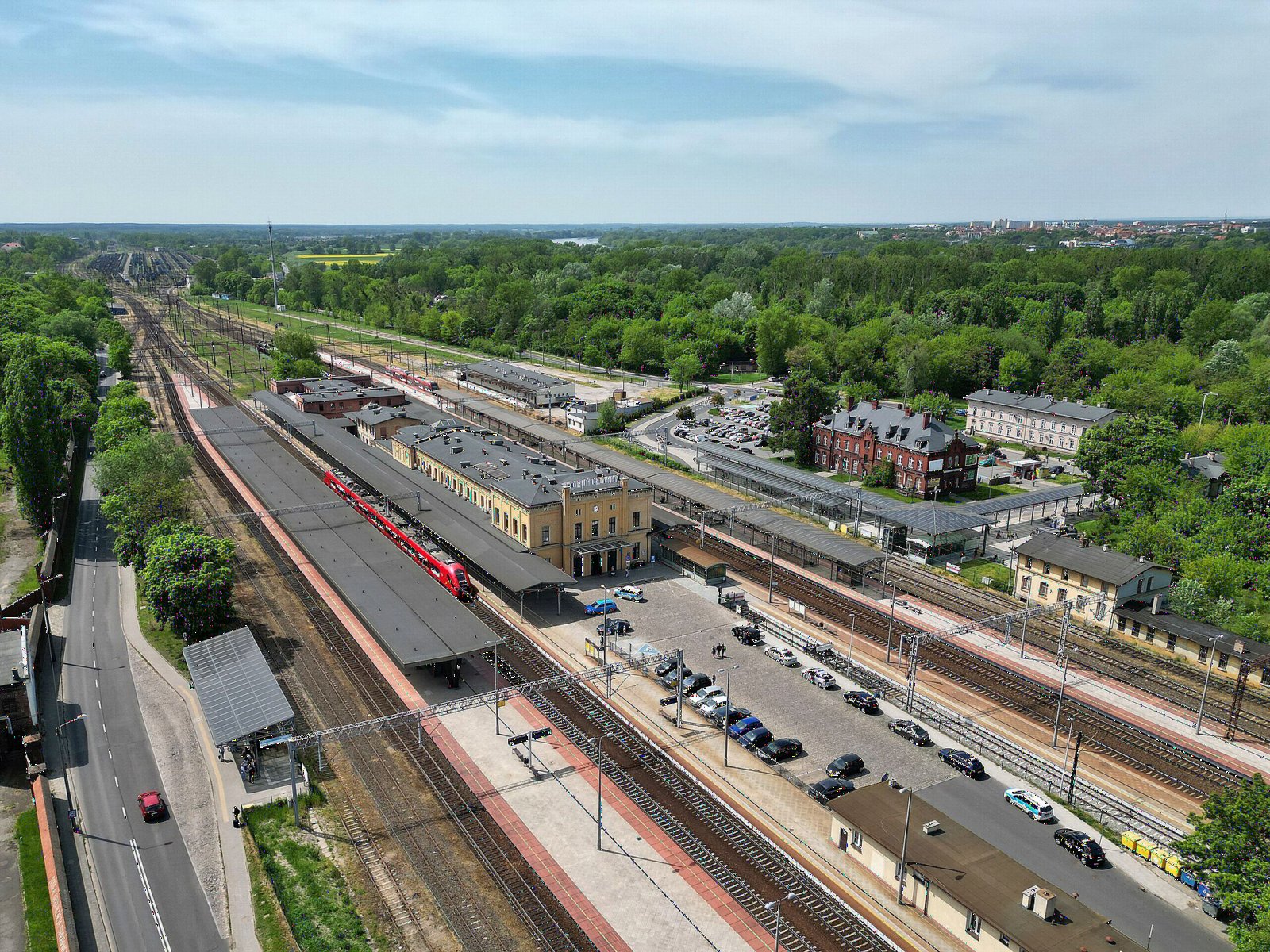 Słupki LED ostrzegą kierowców przed pieszym. Toruń montuje pierwszy Safepass na ul. Podgórskiej